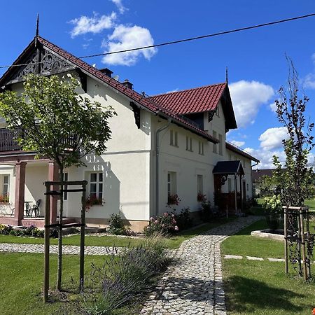 Dworek Wojanow Exterior photo